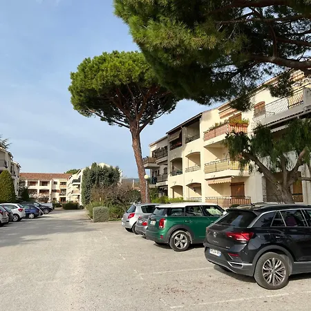 Le Provence 30m2 Lecques Parking-400m Διαμέρισμα *